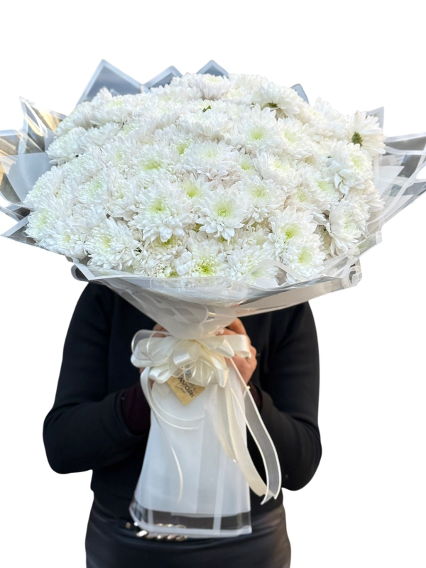 Beyaz Kasımpatı ile Saf Zarafet Buketi