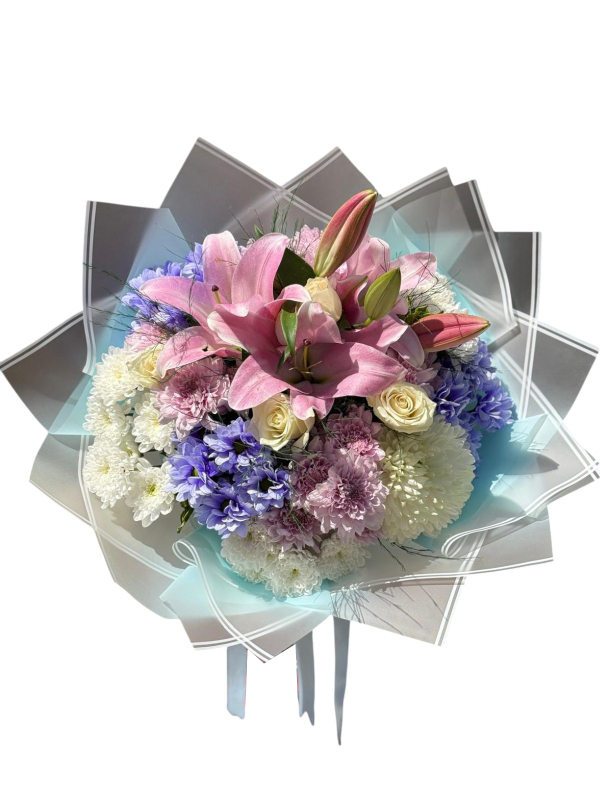 Lilyum & Mavi Krizantem Buketi