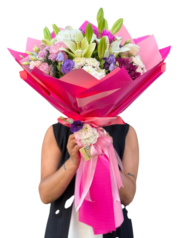 Pembe Şölen Karma Lilyum Buketi