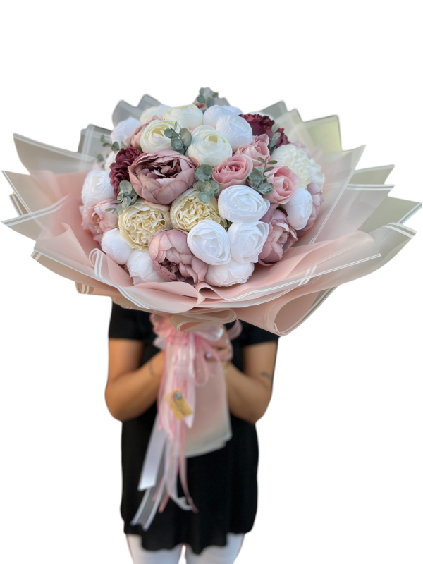 Yapay Şakayık Buketi